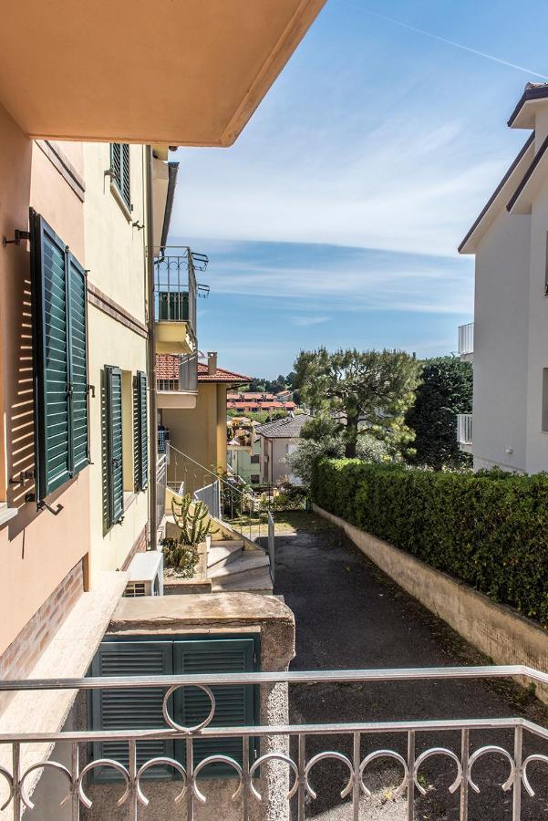 S130 - Sirolo, Deliziosa Villetta Con Terrazzo Exteriör bild